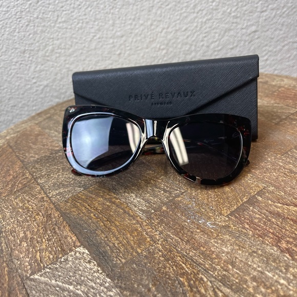 prive revaux Accessories - Prive Revaux Sass Surfside Polarized Sunglasses